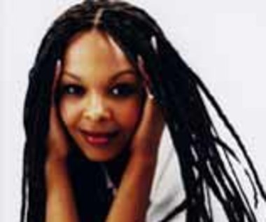 Samantha Mumba: Nie mam romansu z Bono!