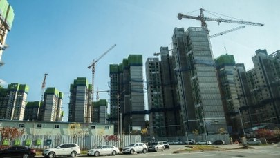 Samobójczyni skoczyła z 13. piętra i zabiła przechodnia