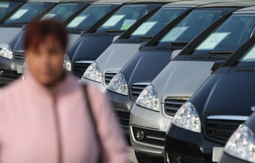 Samochód można kupić, wziąć w leasing albo wynająć /Getty Images