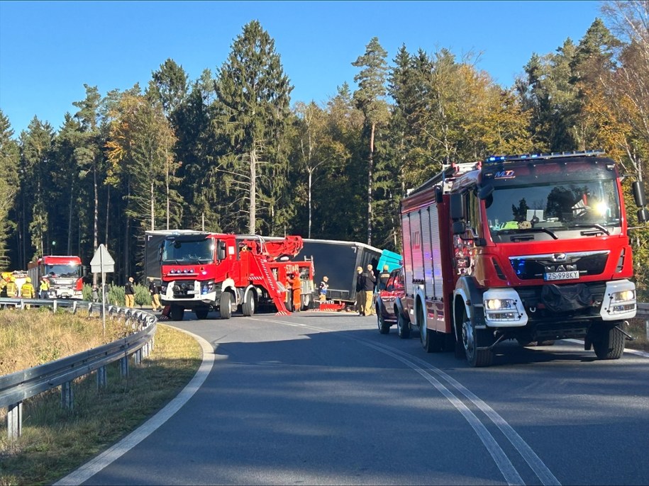 Samochód nauki jazdy zderzył się z ciężarówką /Aneta Łuczkowska /RMF FM