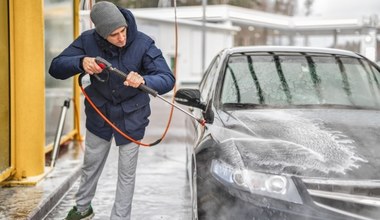 Samochód po zimie wymaga szczególnej pielęgnacji. Mechanik zdradza, jak o niego zadbać