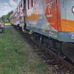 Samochód zderzył się z pociągiem w Andrychowie. Jedna osoba ranna