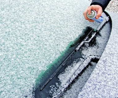 Samochód zimą - jak sobie radzić z problemami i czego nie robić