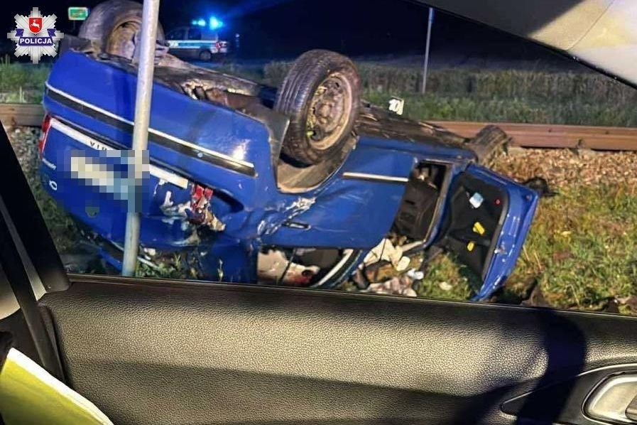 Samochodów wjechał wprost w nadjeżdżający szynobus /Lubelska Policja /