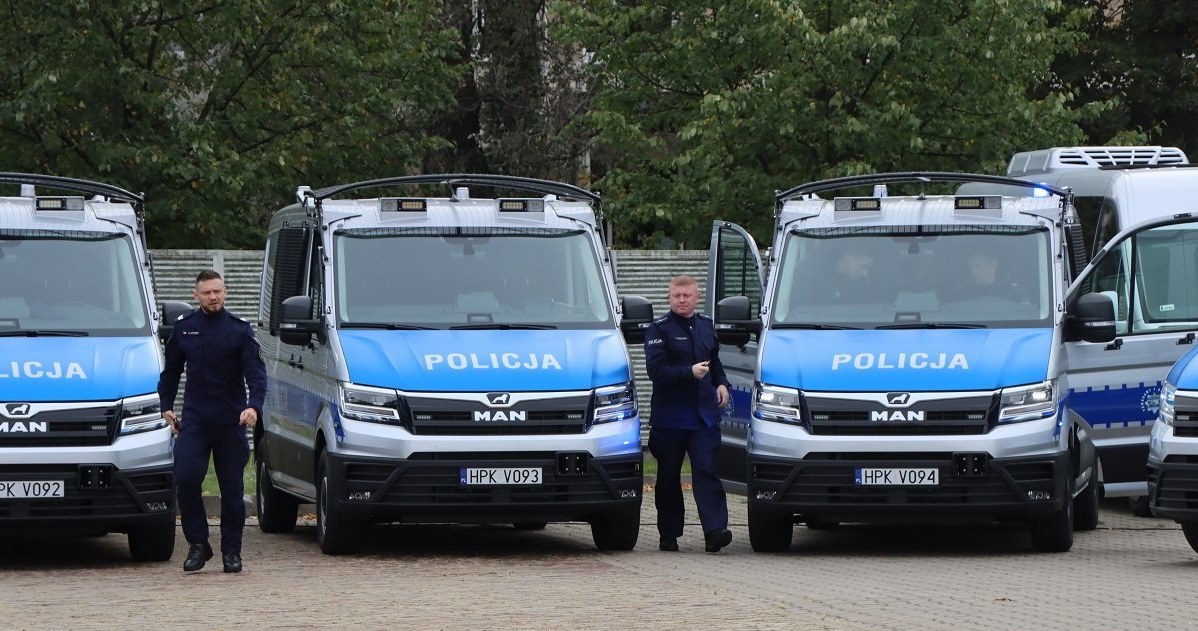 Samochody będą używane przed oddziały prewencji /Policja