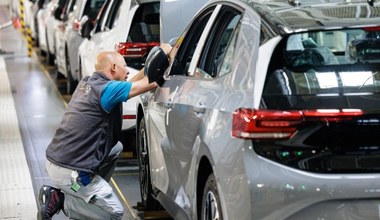 Samochody elektryczne będą jeszcze droższe. Na rynku robi się nerwowo