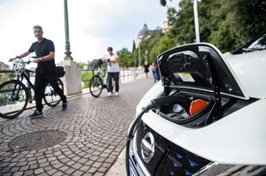 Samochody elektryczne i rowery. Tak Unia Europejska widzi przyszłość