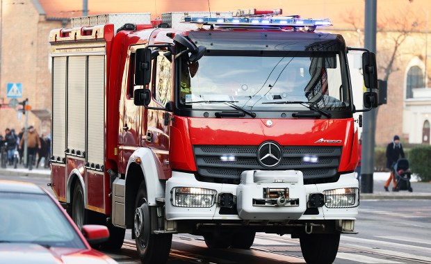 Samochody elektryczne i wozy ratowniczo-gaśnicze dla zachodniopomorskich strażaków