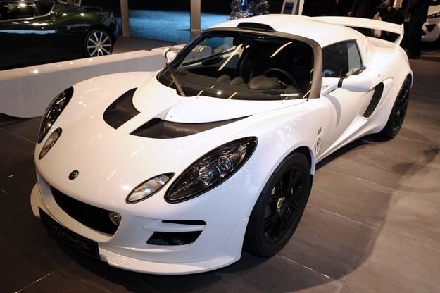 Samochody Lotusa nie stanowią zagrożenia dla Porsche czy Ferrari /AFP