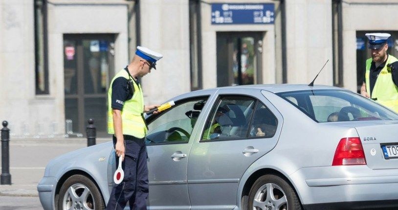 Samochody stracą m.in. "recydywiści" /Zdjęcie: Tomasz Jastrzębowski/REPORTER /Agencja SE/East News