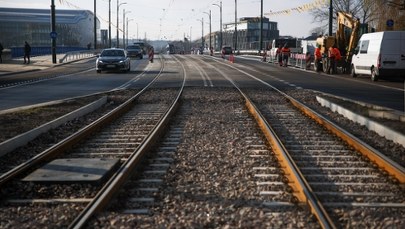 Samochody wróciły na most Grunwaldzki w Krakowie