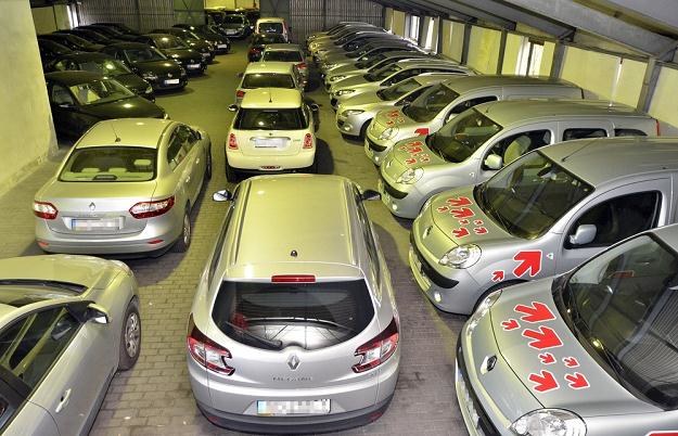 Samochody wystawione na licytację / Fot: Przemek Świderski /Reporter