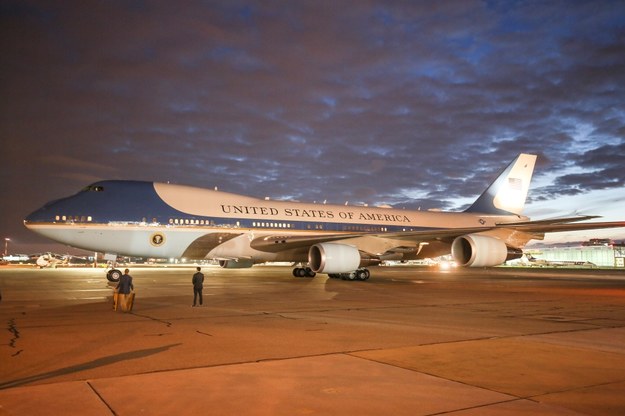Samolot Air Force One z prezydentem Stanów Zjednoczonych Donaldem Trumpem na pokładzie /Paweł Supernak /PAP