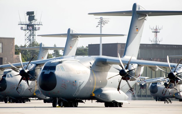 Samolot Airbus A400M /Hauke-Christian Dittrich /PAP/EPA