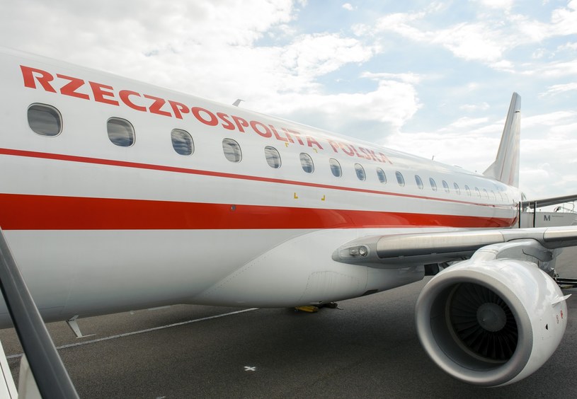 Samolot Embraer 175 w barwach RP; zdj. ilustracyjne /Rafal Oleksiewicz /Reporter