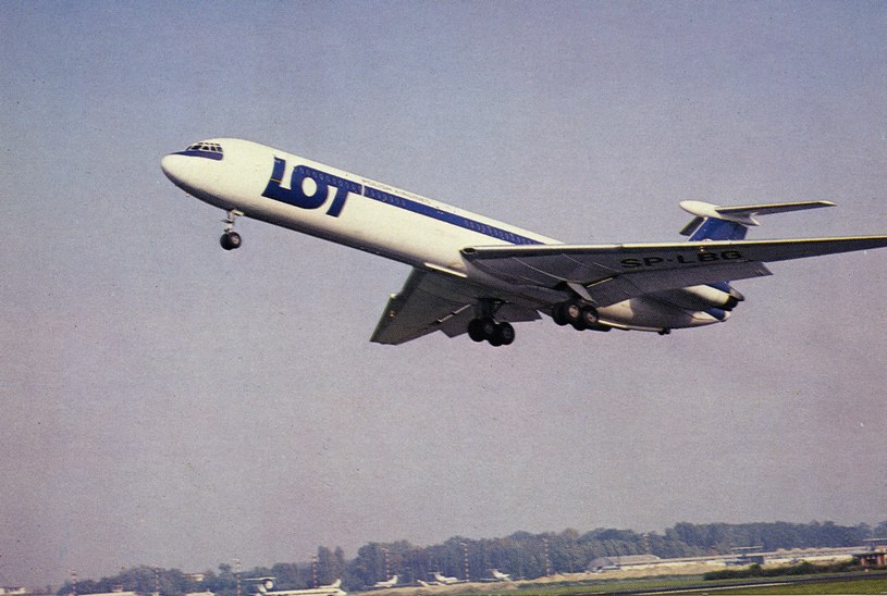 Samolot IŁ-62 "Tadeusz Kościuszko" rozbił się 9 maja 1987 roku w Lesie Kabackim. /FoKa / Forum /Agencja FORUM