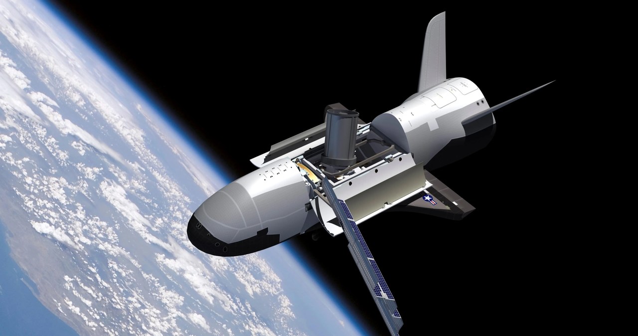 Samolot kosmiczny Chin umieścił na orbicie tajemnicze ładunki. /Alamy    /materiał zewnętrzny