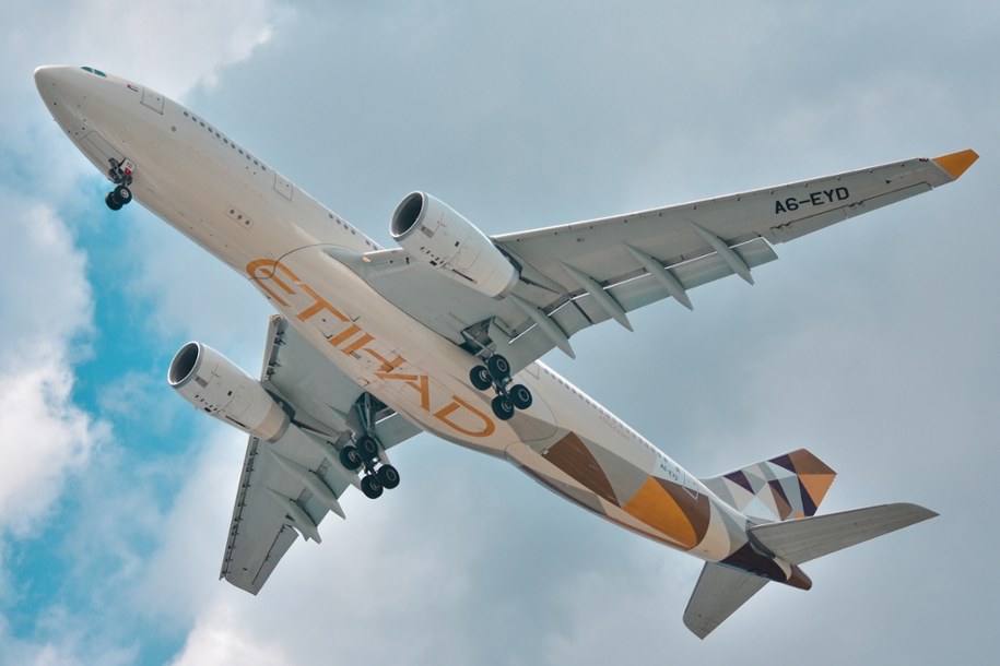 Samolot linii Etihead /Shutterstock