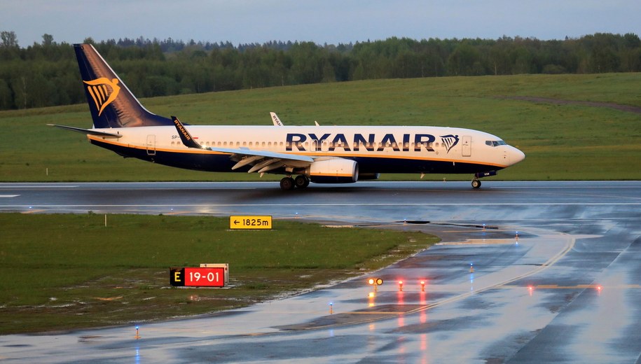 Samolot linii Ryanair zatrzymany w Mińsku /STRINGER /PAP/EPA