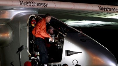 Samolot o napędzie słonecznym doleciał do Chin 