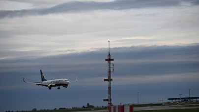Samolot Ryanair nie mógł wylądować. Poważny problem z GPS
