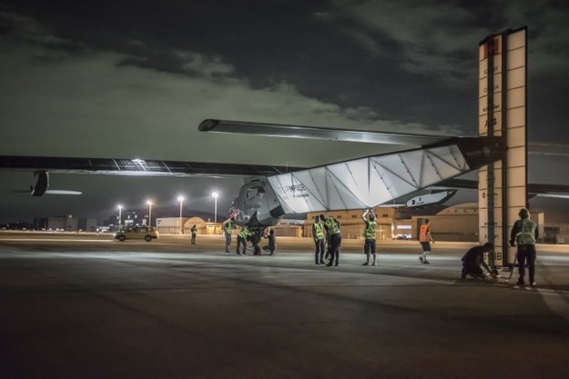 Samolot Solar Impulse 2 przed startem /SOLAR IMPULSE / JEAN REVILLARD / REZO / HANDOUT /PAP/EPA