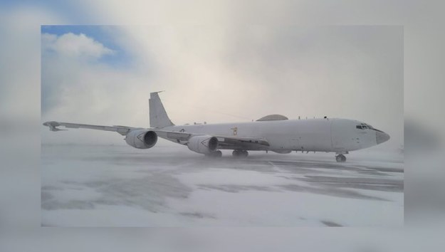 "Samolot zagłady" E-6B Mercury na lotnisku w Reykjaviku (fot. @US_EUCOM) /Twitter