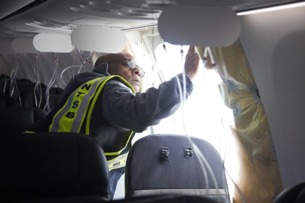 Samoloty Boeing 737 MAX 9 zostały uziemione po incydencie podczas lotu Alaska Airlines /NTSB HANDOUT /PAP/EPA