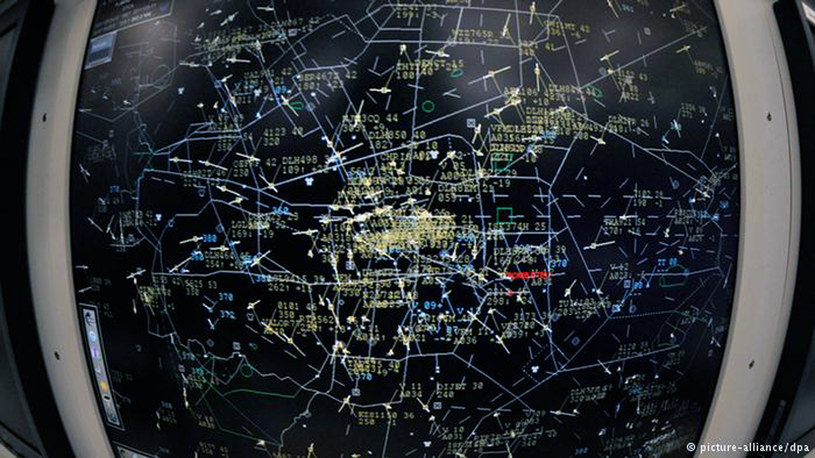 Samoloty pasażerskie znikały z radarów /Deutsche Welle