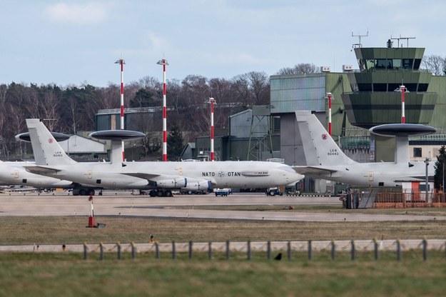 Samoloty w bazie w Geilenkirchen / 	MARIUS BECKER /PAP/DPA