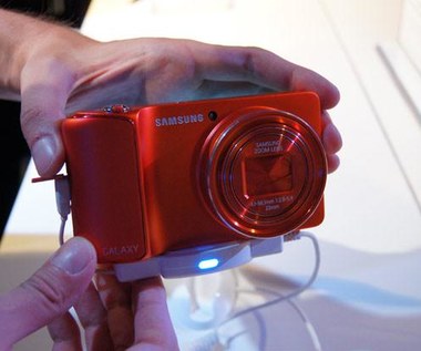 Samsung: Aparat fotograficzny Galaxy Camera