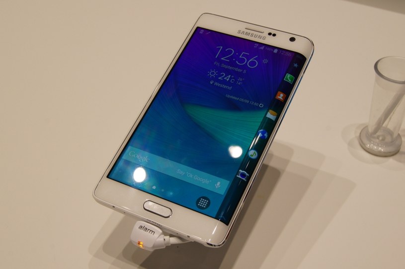 Samsung Galaxy Note Edge to smartfon z zakrzywionym ekranem /INTERIA.PL