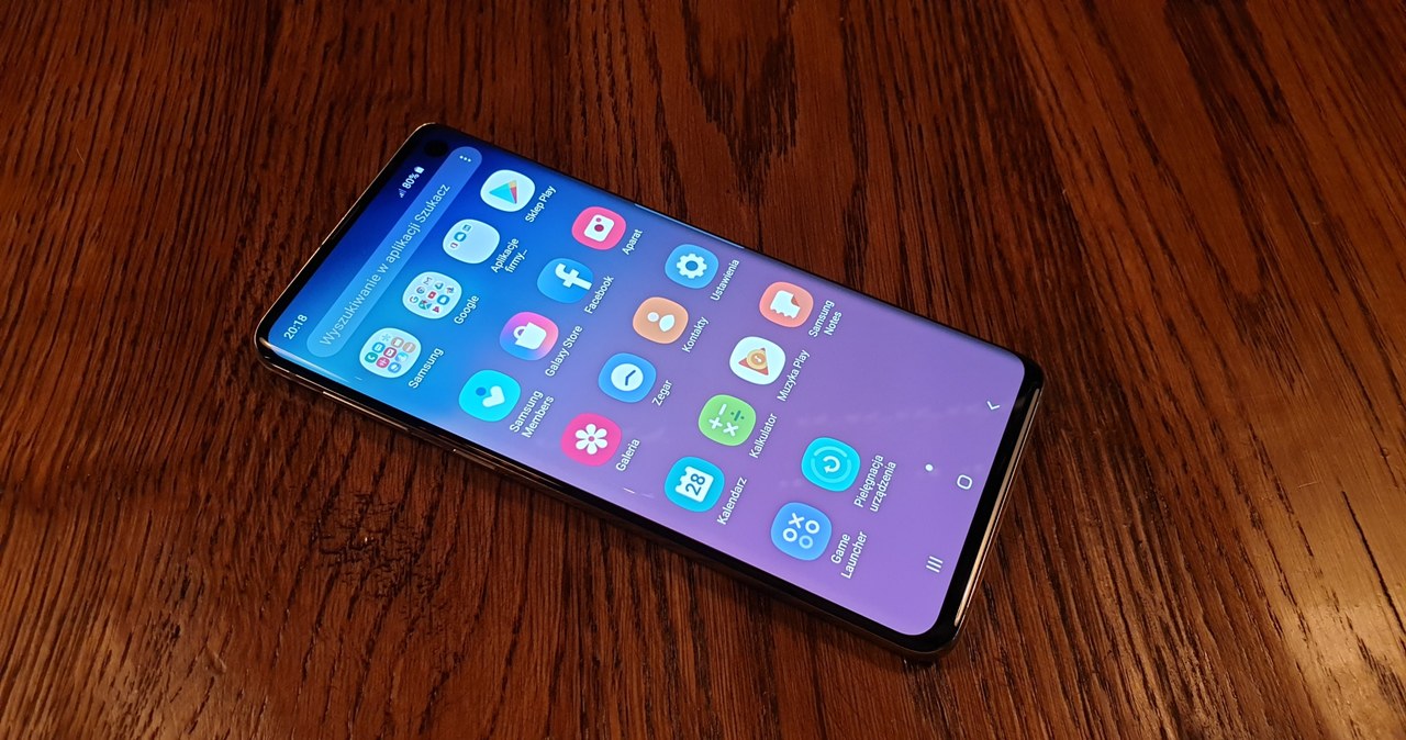 Samsung Galaxy S10 to urządzenie ujmujące szlachetnym minimalizmem /INTERIA.PL