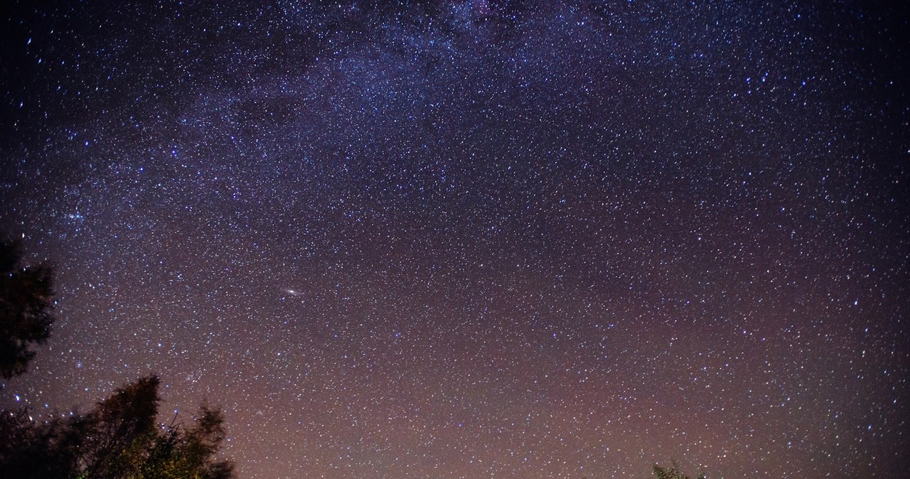 Samsung Galaxy S23 Ultra sprawdzał się w astrofotografii. Jaki aparat będzie miał jego następca? /123RF/PICSEL