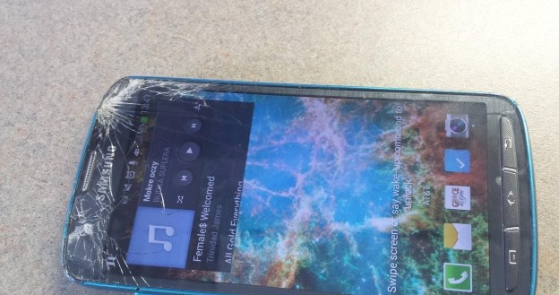 Samsung Galaxy S4 Active.   Fot. Reddit /materiały prasowe