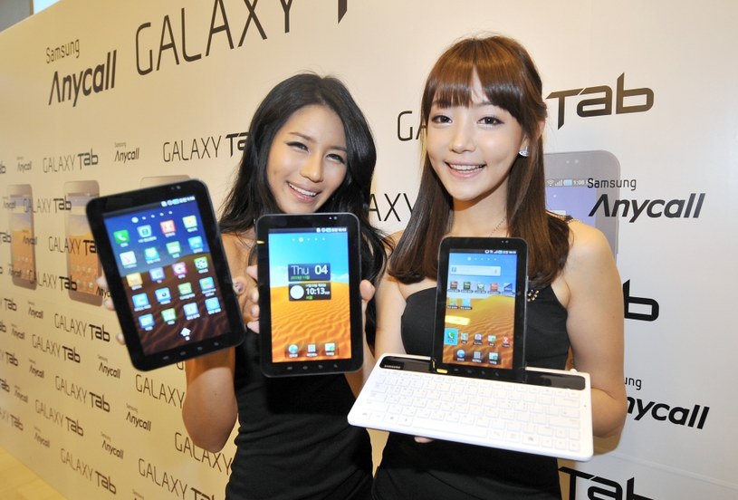 Samsung już planuje premiery kolejnych tabletów /AFP