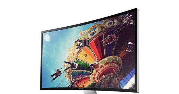 Samsung SD590C – zakrzywiony monitor dla graczy /INTERIA.PL/informacje prasowe