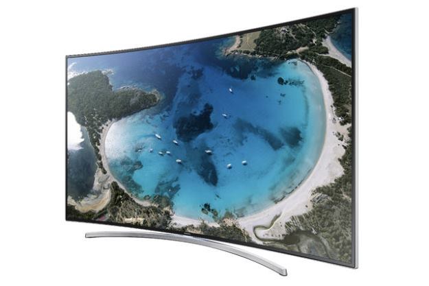 Samsung Smart TV H8000 - ten zakrzywiony telewizor korzysta z technologii LED, nie OLED. Warto o tym pamiętać /materiały prasowe