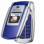Samsung zmniejsza telefony