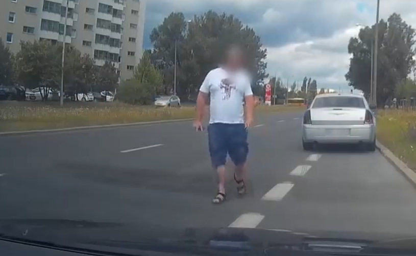 zwykła aplikacja na Androida