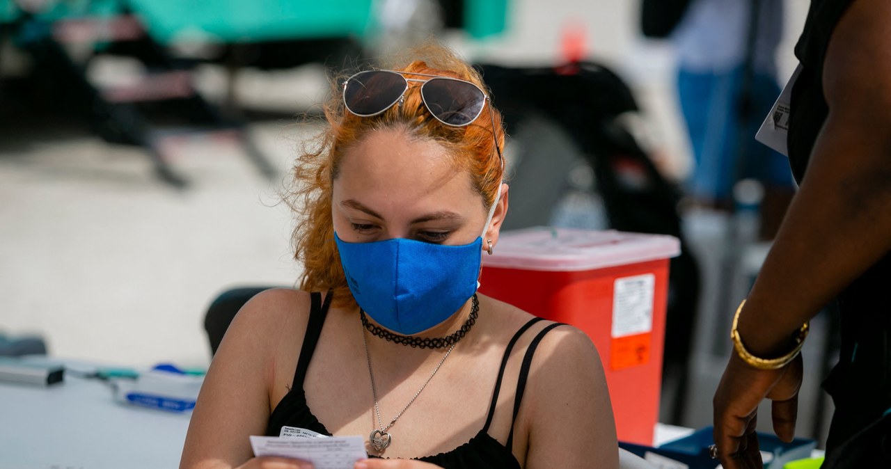 Sanepid dostanie dotkliwe narzędzie do karania /AFP