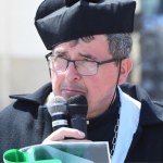 ks. Piotr Natanek Sanepid reaguje na "cudowną wodę" ks. Natanka