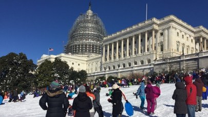 Sanki przed Kapitolem, czyli jak Amerykanie radzą sobie z zimą
