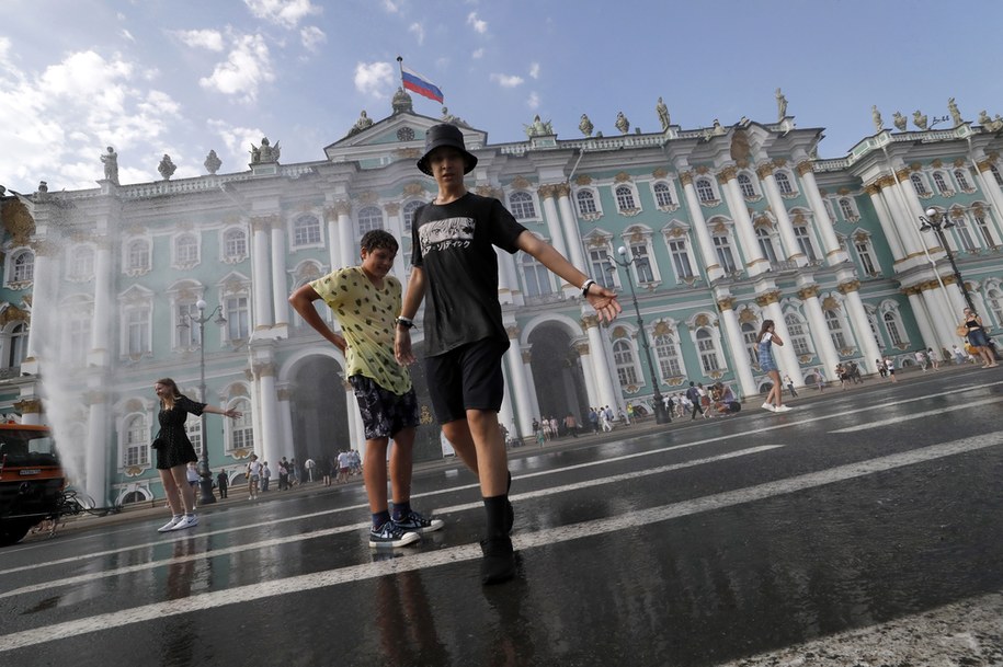 Sankt Petersburg na zdjęciu ilustracyjnym /ANATOLY MALTSEV  /PAP/EPA