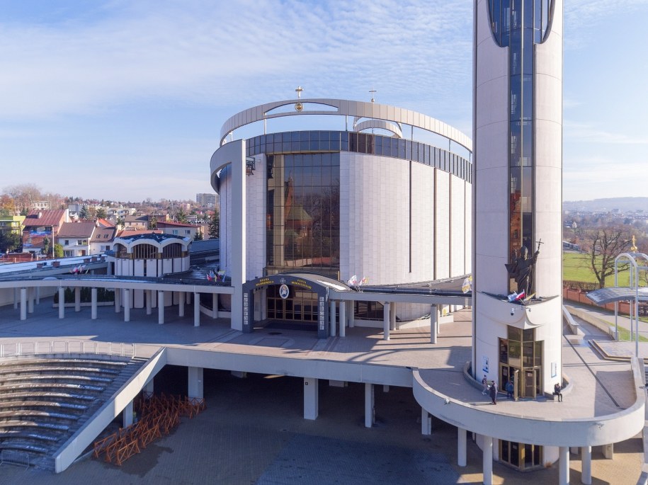 Sanktuarium Bożego Miłosierdzia w Łagiewnikach /Dariusz Radzimierski /PAP