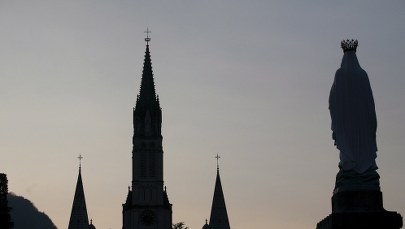 Sanktuarium w Lourdes zagrożone przez powódź. Ewakuowano 200 osób