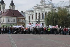 Sanok protestuje w obronie miejsc pracy 