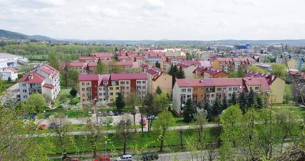 Sanok - widok na dzielnicę Błonie z pl. św. Jana. Fot. MAREK BAZAK /Agencja SE/East News