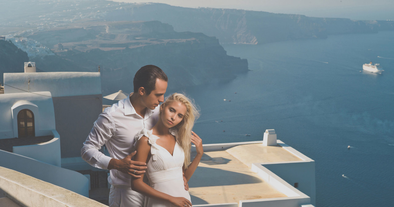 Santorini - wyspa zakochanych /123RF/PICSEL
