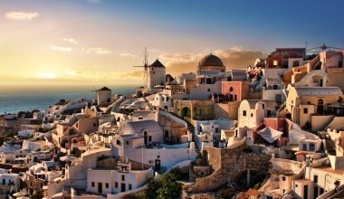 Santoryn. Kraina czarnych plaż i białych miasteczek 